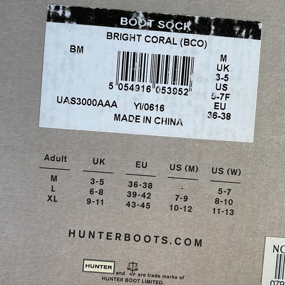 Hunter bright coral tall boot socks Medium NIB - Picture 5 of 5